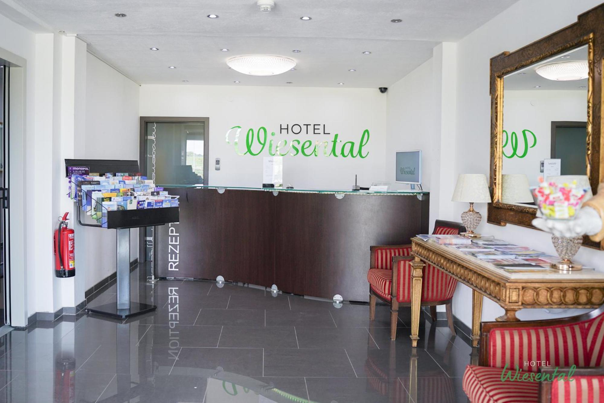 Hotel Wiesental Naehe Friedrichshafen Meckenbeuren Eksteriør billede